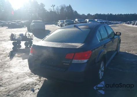 2014 Subaru Legacy 2.5I Premium z USA, uszkodzony, nr VIN 4S3BMBC60E3025270